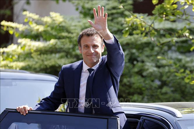 Ông Macron tái đắc cử Tổng thống Pháp, hứa "không ai bị bỏ lại phía sau"